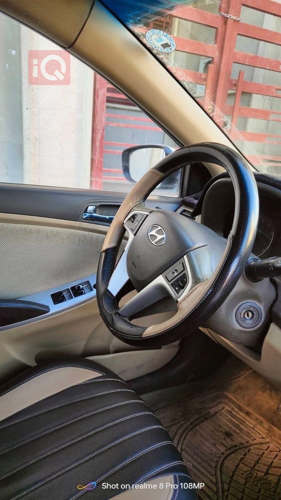 هیۆندای ئەکسنت